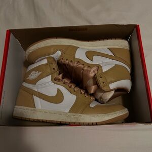 High Nike Jordan 1 Praline